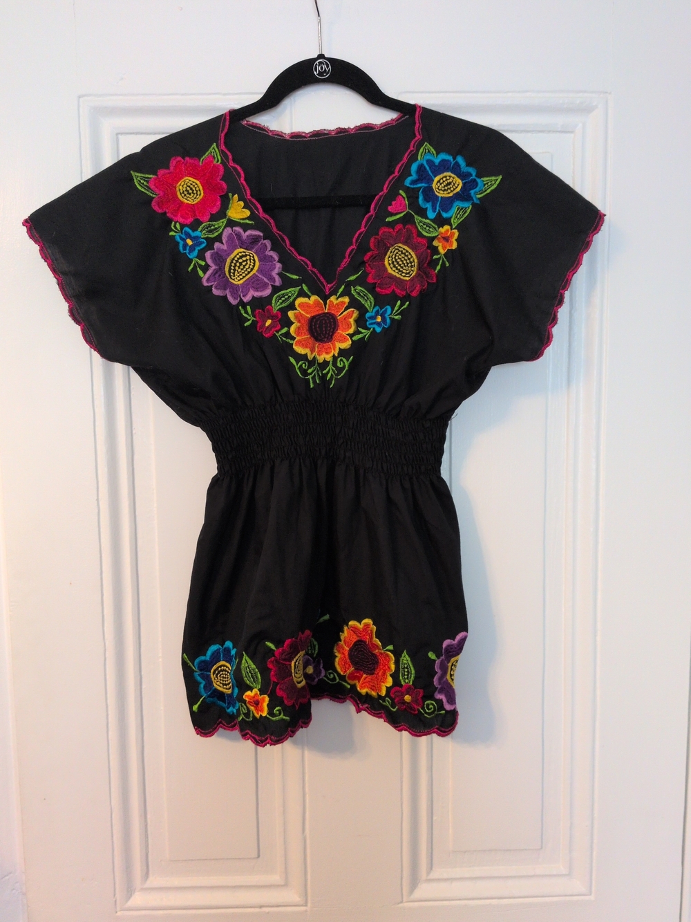 Mexican Style Embroidered V-Neck Black Women's Peasant Blouse Hippie Boho